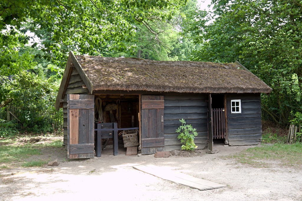 Openluchtmuseum Bokrijk museum belgie hoeve boerderij geit station molen kasteel kerk smidse